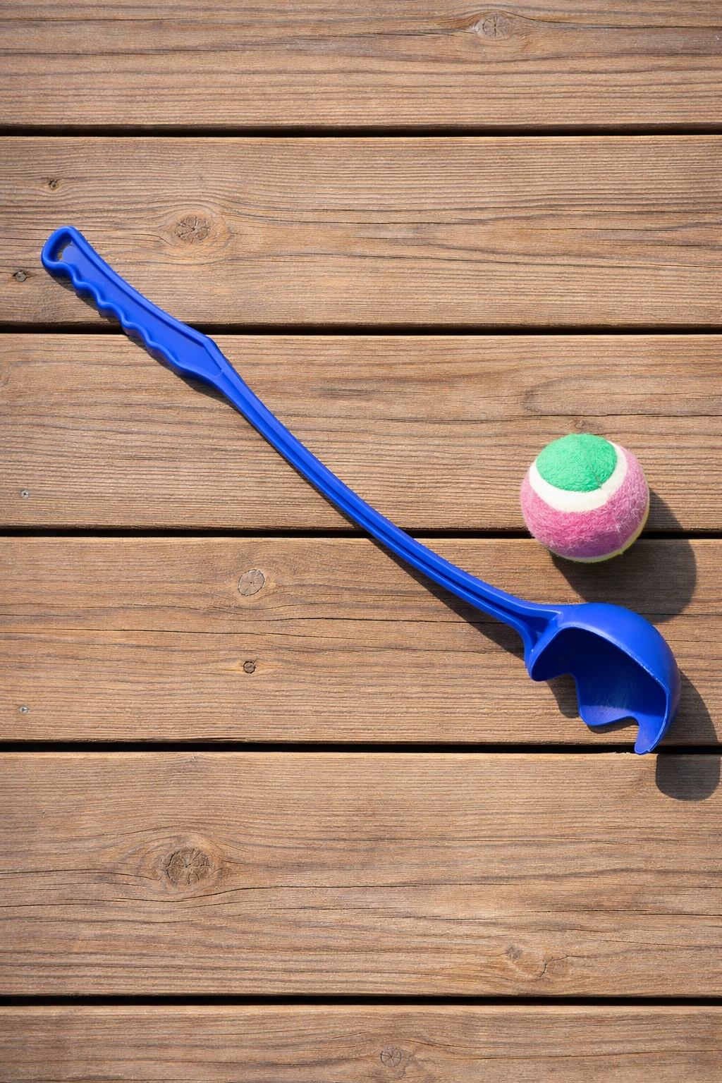 RuffRuff Tennis Ball Launcher — detail