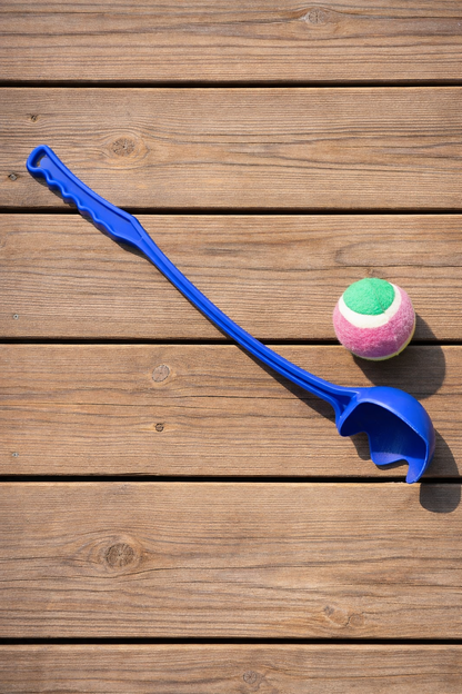 RuffRuff Tennis Ball Launcher — detail